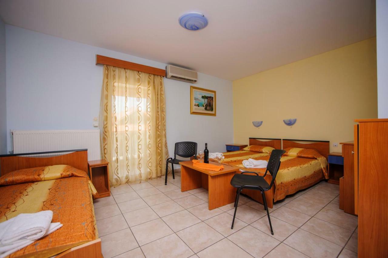Hotel Europa Olympiakí Aktí Esterno foto